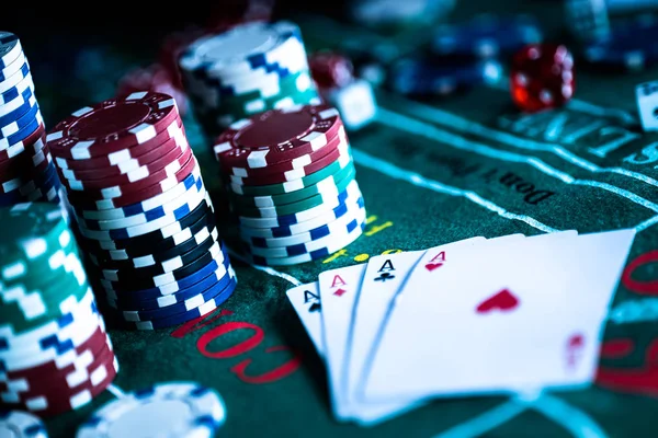 Покер Фишки Рулеткой Игорные Игры Концепции — стоковое фото