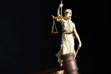 Hukuk ve Adalet, Kör Tanrıça Themis 'in Heykeli.