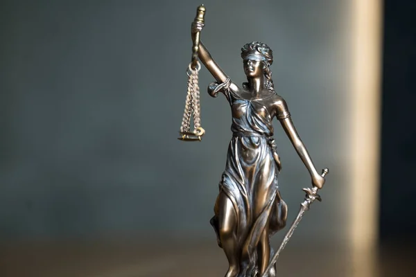 Закон Справедливость Статуя Слепой Богини Фемиды — стоковое фото