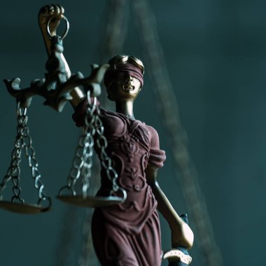 Hukuk ve Adalet, Kör Tanrıça Themis 'in Heykeli.