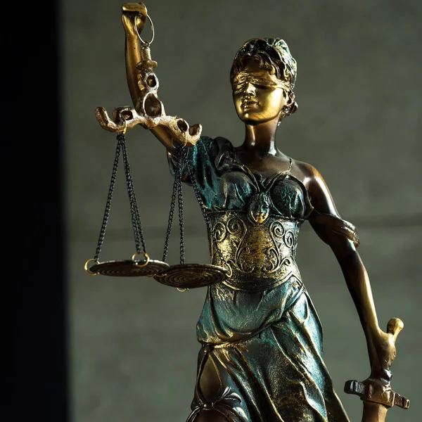 Lag Och Rättvisa Staty Den Blinda Gudinnan Themis — Stockfoto
