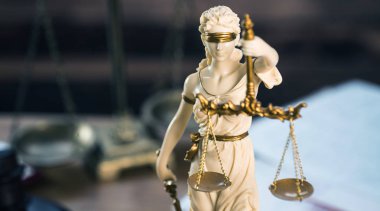 Pullu kör tanrıça Themis 'in hayatı