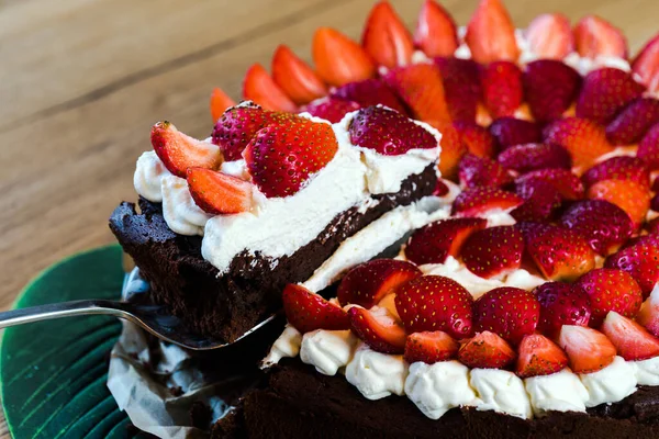 Strawberry cake, strawberry sponge cake with fresh strawberries and sour cream