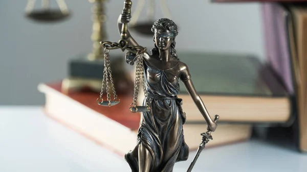 Standbeeld Van Justitie Nauwkeurige Weergave Van Vrouwelijk Recht Rechtvaardiging — Stockfoto