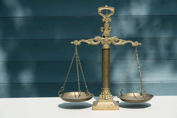 Närbild Balansvågar Viktbalans Begreppet Lag Och Rättvisa — Stockfoto