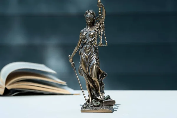 Estátua Justiça Encerramento Figura Senhora Justiça Justificação — Fotografia de Stock