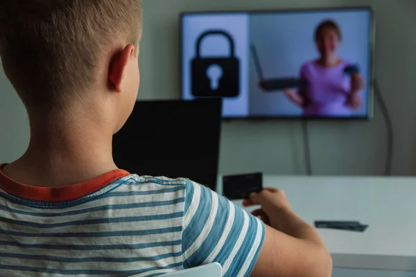 Teaching kid online security before paying online, safety on internet