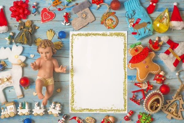 Natal Cartões Fundo Quadro Branco Criança Jesus Figurine Muito Enfeites — Fotografia de Stock