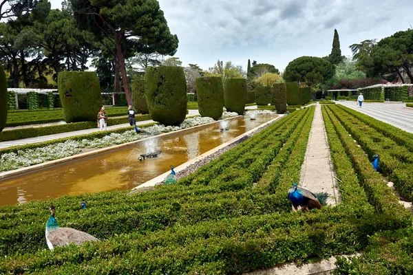 Madrid España Abril 2018 Vista Los Jardines Cecilio Rodríguez Parque — Foto de Stock