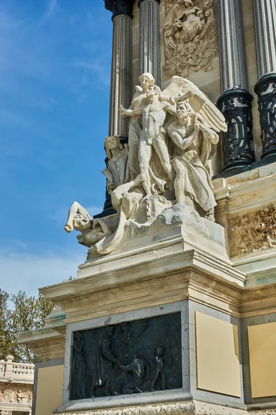 Madrid Španělsko Dubna 2018 Pohled Plastik Pomník Španělského Krále Alfonsa — Stock fotografie