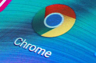 Buenos Aires, Arjantin - 9 Ocak 2019: Google Chrome cep telefonu dokunmatik ekran (Android cihaz) uygulama simgesi. Makro çekim.