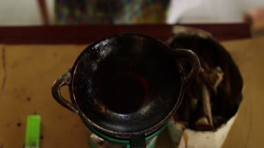 Batik yapmak için tekstil çizime ağda ayrıntı. Bali Adası.