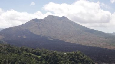 Bali, Endonezya'nın bir trpoical adada volkan Batur.