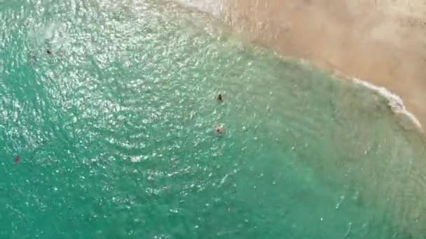 Impressionante drone aéreo de vídeo de praia tropical na ilha de Bali . — Vídeo de Stock