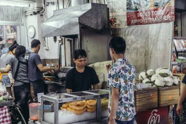Satıcı ve sokak gıda Bangkok, Tayland, Asya.