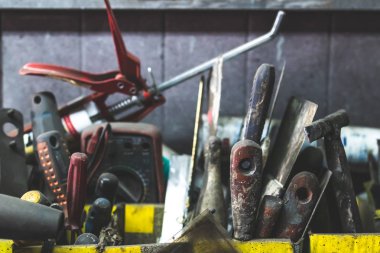 Metal işleme ekipmanları. Endüstriyel ekipmanlar. Metal İmalatı.