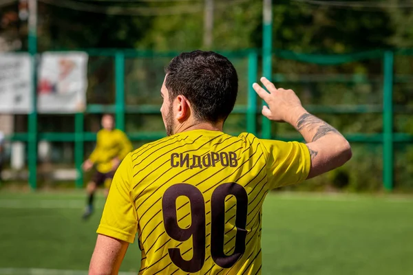 Moskova, Rusya - 24 Ağustos 2019: Oyunda futbolcular. Moskova Amatör Ligi.