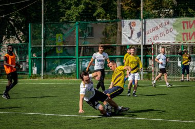 Moskova, Rusya - 24 Ağustos 2019: Oyunda futbolcular. Moskova Amatör Ligi.