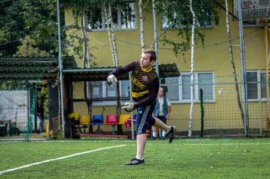 Moskova, Rusya - 24 Ağustos 2019: Oyunda futbolcular. Moskova Amatör Ligi.