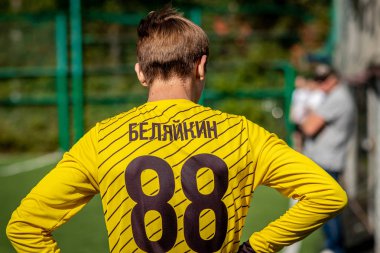 Moskova, Rusya - 24 Ağustos 2019: Oyunda futbolcular. Moskova Amatör Ligi.