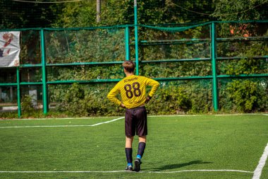 Moskova, Rusya - 24 Ağustos 2019: Oyunda futbolcular. Moskova Amatör Ligi.