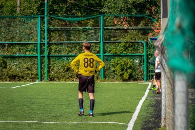 Moskova, Rusya - 24 Ağustos 2019: Oyunda futbolcular. Moskova Amatör Ligi.