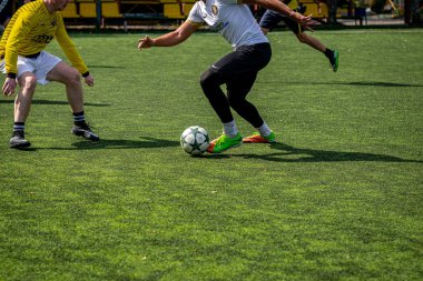 Moskova, Rusya - 24 Ağustos 2019: Oyunda futbolcular. Moskova Amatör Ligi.