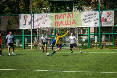 Moskova, Rusya - 24 Ağustos 2019: Oyunda futbolcular. Moskova Amatör Ligi.