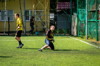 Moskova, Rusya - 24 Ağustos 2019: Oyunda futbolcular. Moskova Amatör Ligi.