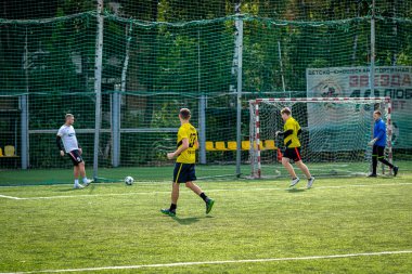 Moskova, Rusya - 24 Ağustos 2019: Oyunda futbolcular. Moskova Amatör Ligi.