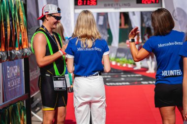 MOSCOW, RUSSIA - 25 Ağustos 2019: Ironstar Crocus Fitness Triatlon 2019 'un bitiş çizgisi.