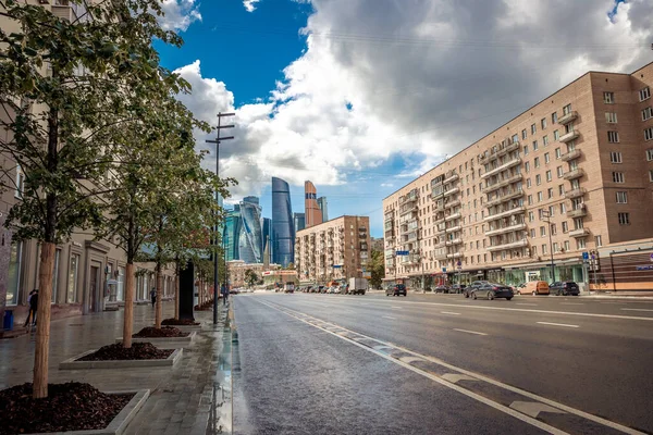 MOSKAU, RUSSLAND - 27. Juli 2020: Architekturkomplex Moskauer Wolkenkratzer. lizenzfreie Stockfotos