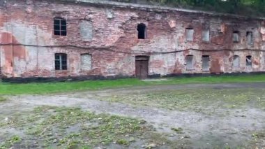 Kaliningrad 'daki 5 numaralı kale. Alman kalesi.