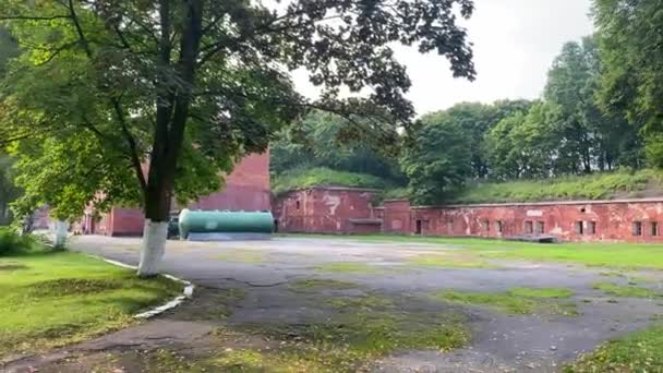 Benteng nomor 5 di Kaliningrad. Benteng kuno Jerman. — Stok Video