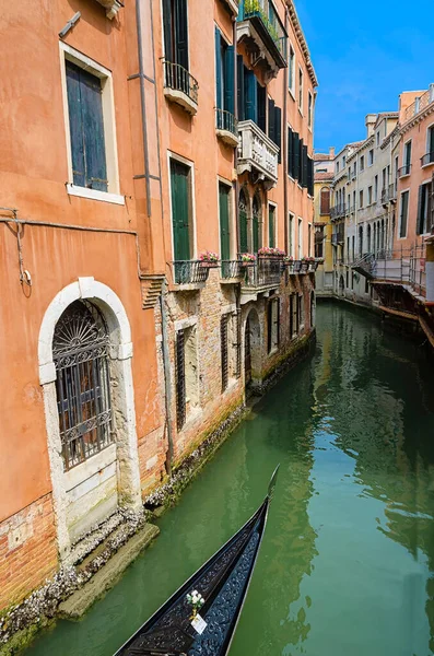 Góndola Que Entra Uno Los Canales Venecia — Foto de Stock