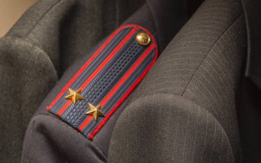 sivil ve askeri birlikte kostüm