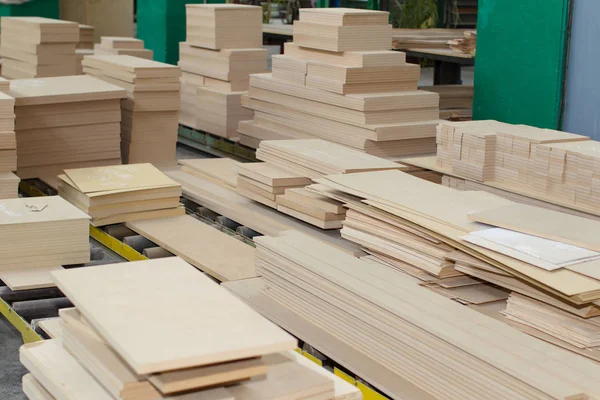 Träindustrin Många Plywood Staplade Högar Skivad Plywood — Stockfoto