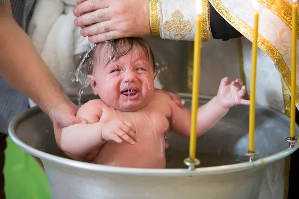 Крещение Младенца Искупление Святой Воде Принимая Веру Православное Крещение — стоковое фото