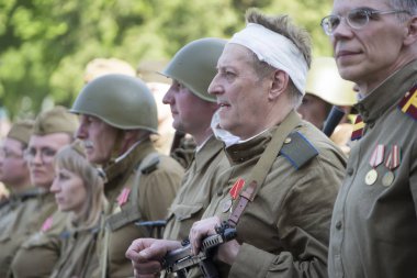 Beyaz Rusya, Gomel. 9 Mayıs 2018. Zafer Bayramı. İkinci Dünya Savaşı saflarında Reichstag.Soviet askerlerinin yakalanması tarihi imar 1945 yılında. Kızıl Ordu Warriors