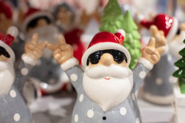 Oyuncak Noel Baba Noel pazarında.