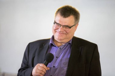 Beyaz Rusya Cumhuriyeti cumhurbaşkanı adayı Viktor Babariko ile bir araya geldi..