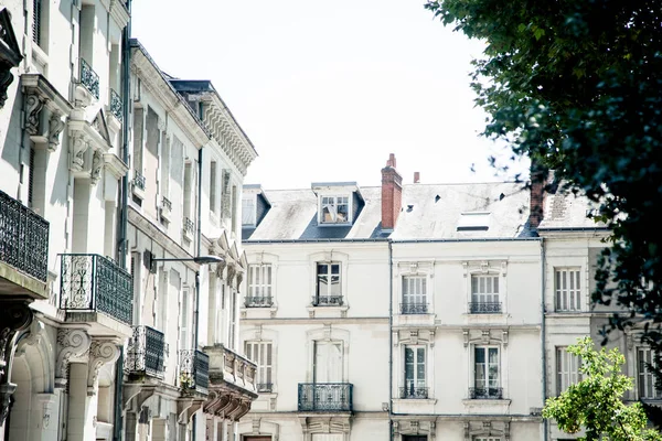 Vista Rua Antiga Cidade Francesa Com Arquitetura Tradicional — Fotografia de Stock