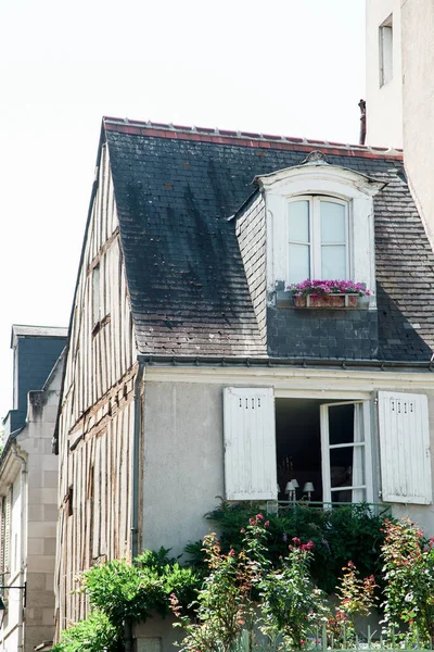 Vista Sulla Strada Nel Centro Storico Francese Con Architettura Tradizionale — Foto Stock