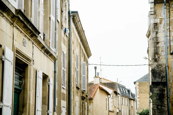 Vista Pitoresca Rua Velha Francesa Cidade Poitiers — Fotografia de Stock