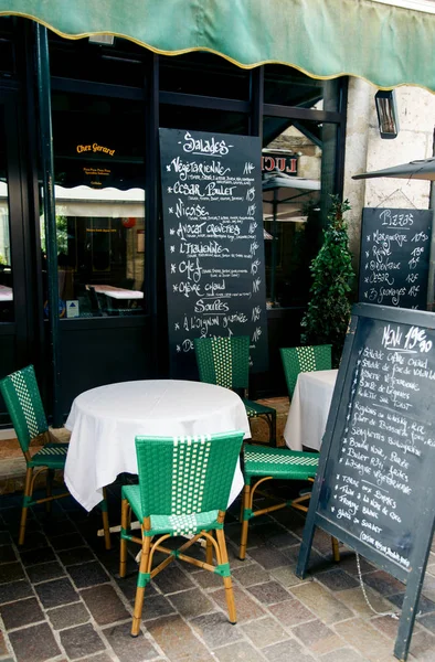 Tours Frankrike Augusti 2018 Staden Scen Med Traditionella Restaurang Öppen — Stockfoto