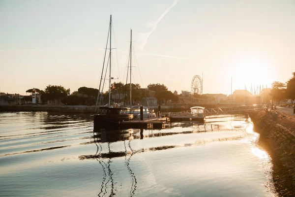 Rochelle Frankrijk Augustus 2018 Embankment Met Jachten Boten Rochelle Stad — Stockfoto