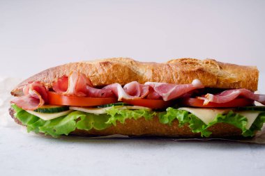 Baget sandviç Banh'da-mi izole üzerinde beyaz arka plan, yakın çekim tarz  