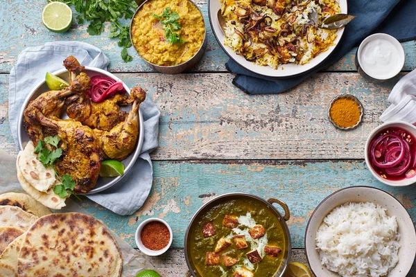 Indiai Konyha Vacsora Tandoori Csirke Pácolt Tikka Biryani Vörös Lencse — Stock Fotó