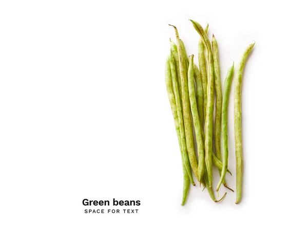 Kreativní Dispozice Zelenými Fazolemi Izolovanými Bílém Pozadí Horní Pohled Zdravé — Stock fotografie