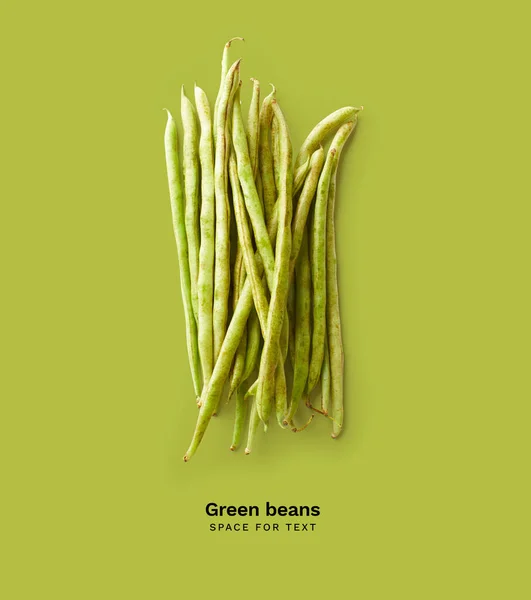 Kreativní Dispozice Fazolemi Zeleném Pozadí Horní Pohled Zdravé Vegetariánské Jídlo — Stock fotografie